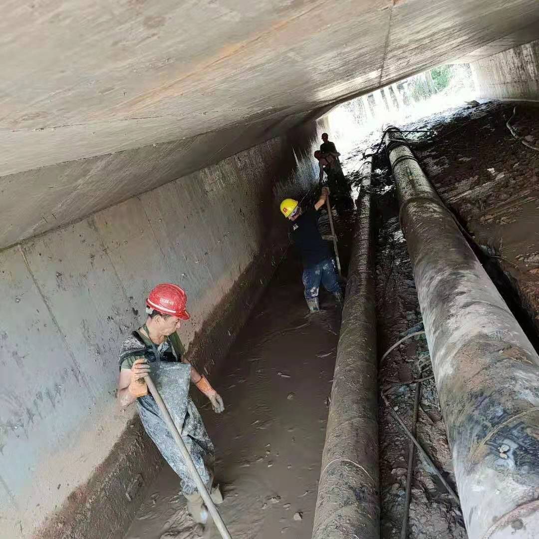 察哈尔右翼后工业管道清淤